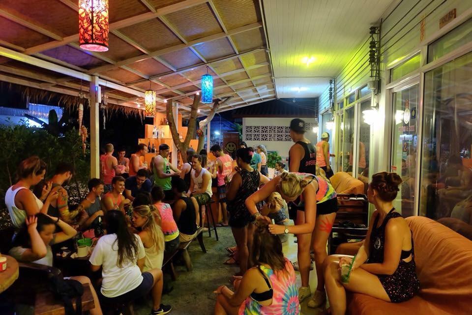 Smile Hostel Koh Phangan Ko Pha Ngan Exterior foto